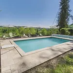 Grand Manoir Avec Terrasse Et Piscine Pour 10 *