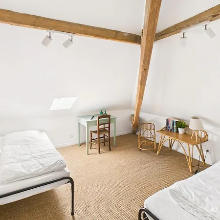 Prázdninový dům Grand Manoir Avec Terrasse Et Piscine Pour 12 Saint-Leon-sur-Vezere