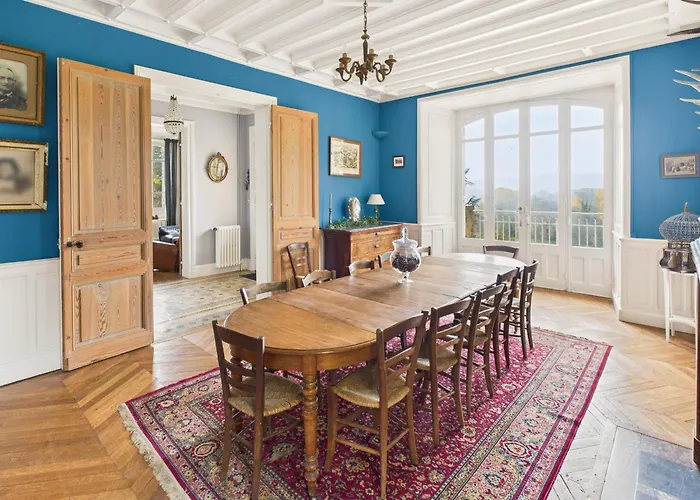 Сasa de vacaciones Grand Manoir Avec Terrasse Et Piscine Pour 10 Saint-Leon-sur-Vezere