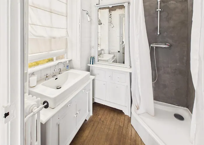 Grand Manoir Avec Terrasse Et Piscine Pour 10 度假居 *